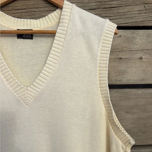 Vintage Susan Ed’s Preppy Ivory Knit Sweater Vest Sz Lg - Picture 4 of 12